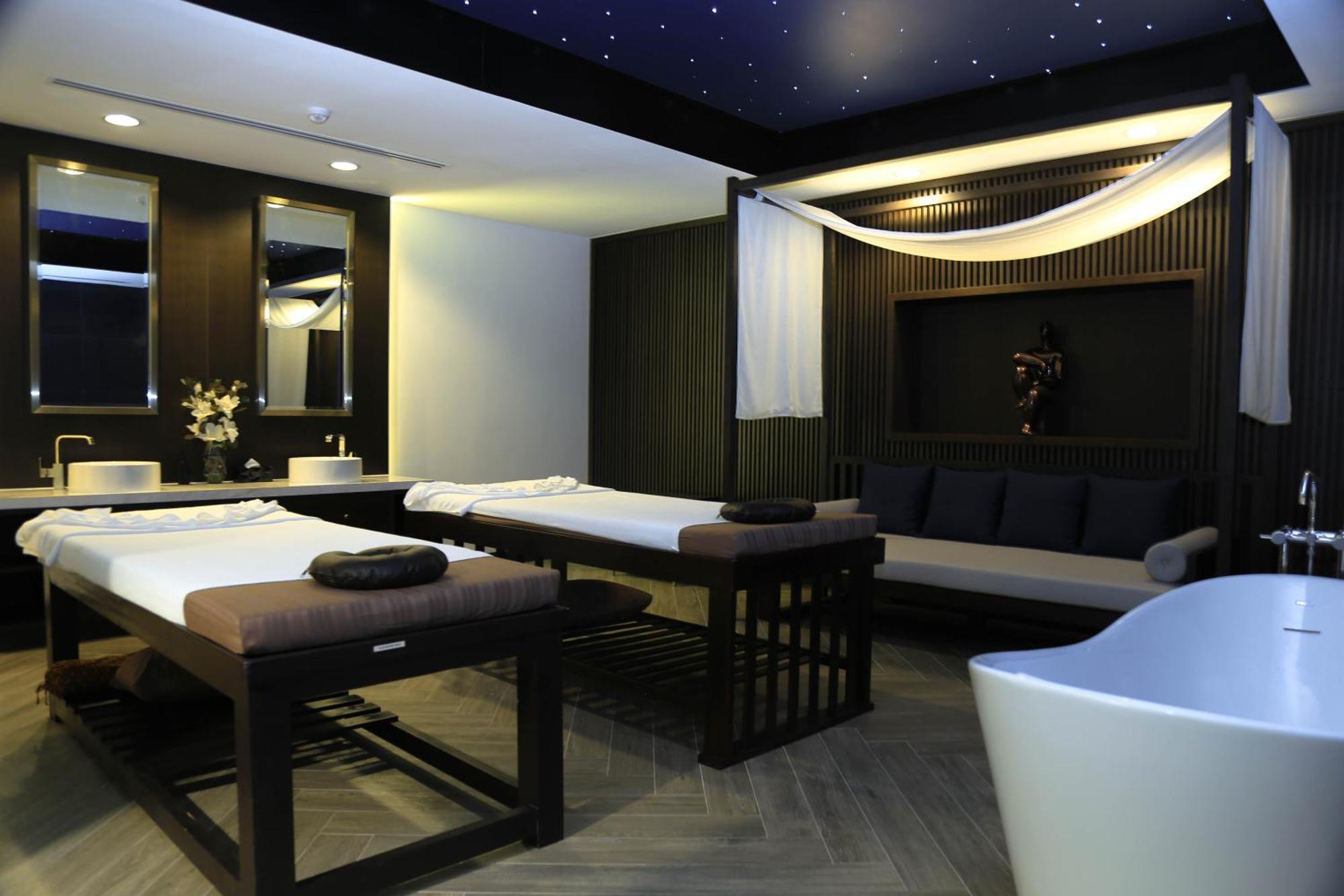 Savan Resorts Savannakhet Buitenkant foto