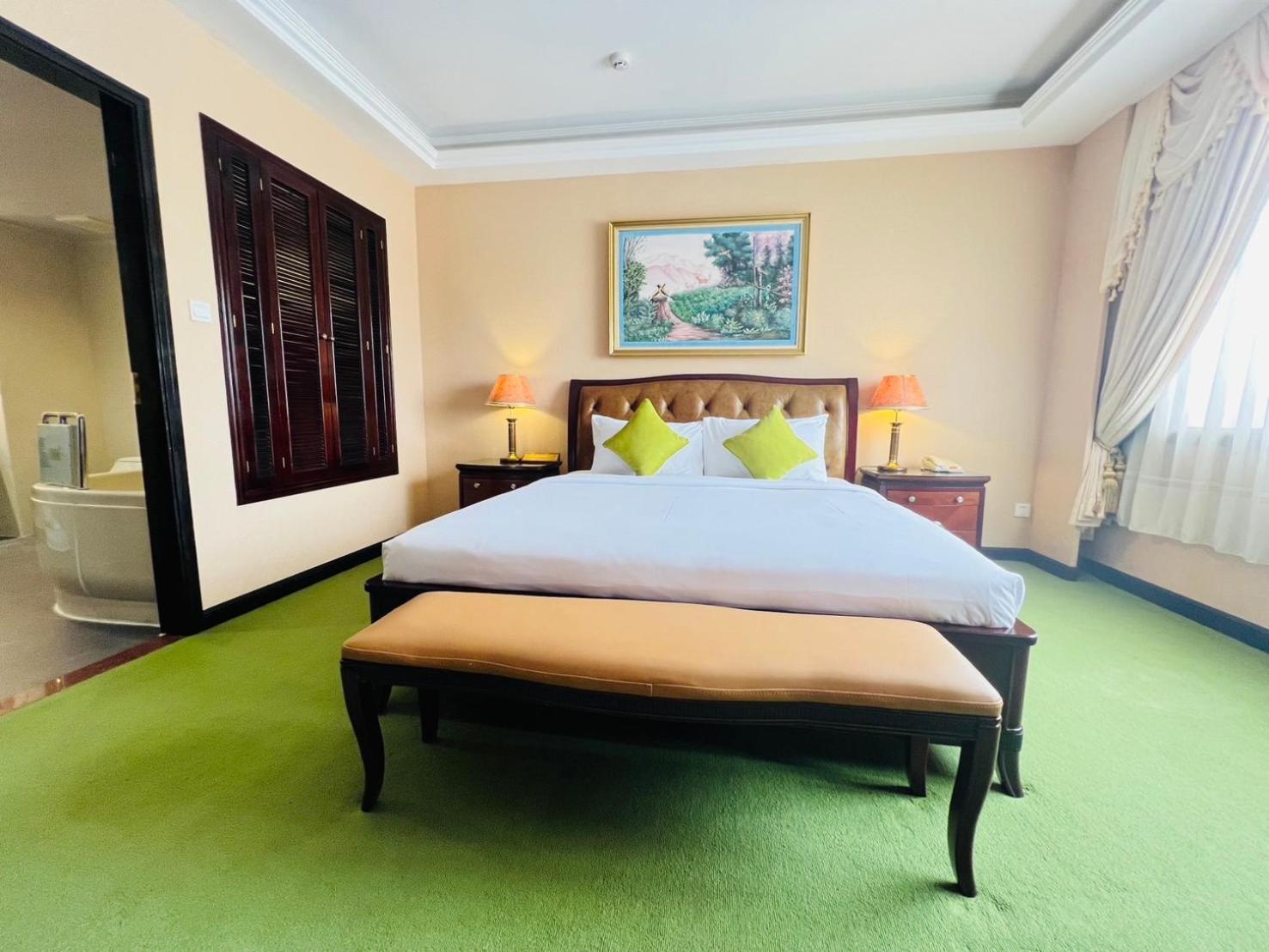 Savan Resorts Savannakhet Buitenkant foto